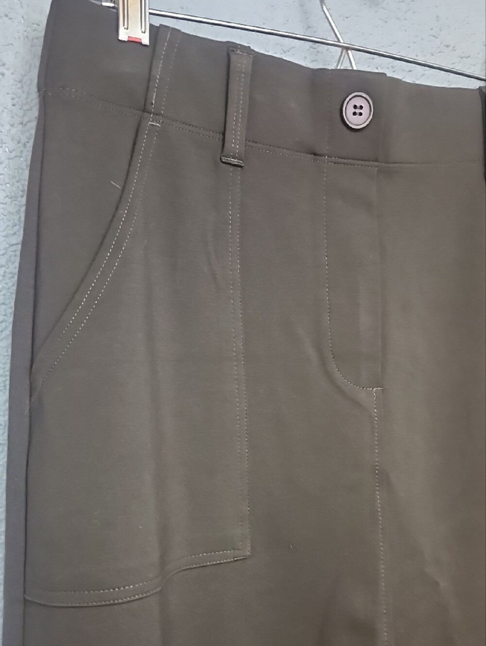 Max Studio Olive Maxi Skirt with Front Patch Pockets - Picture 2 of 5